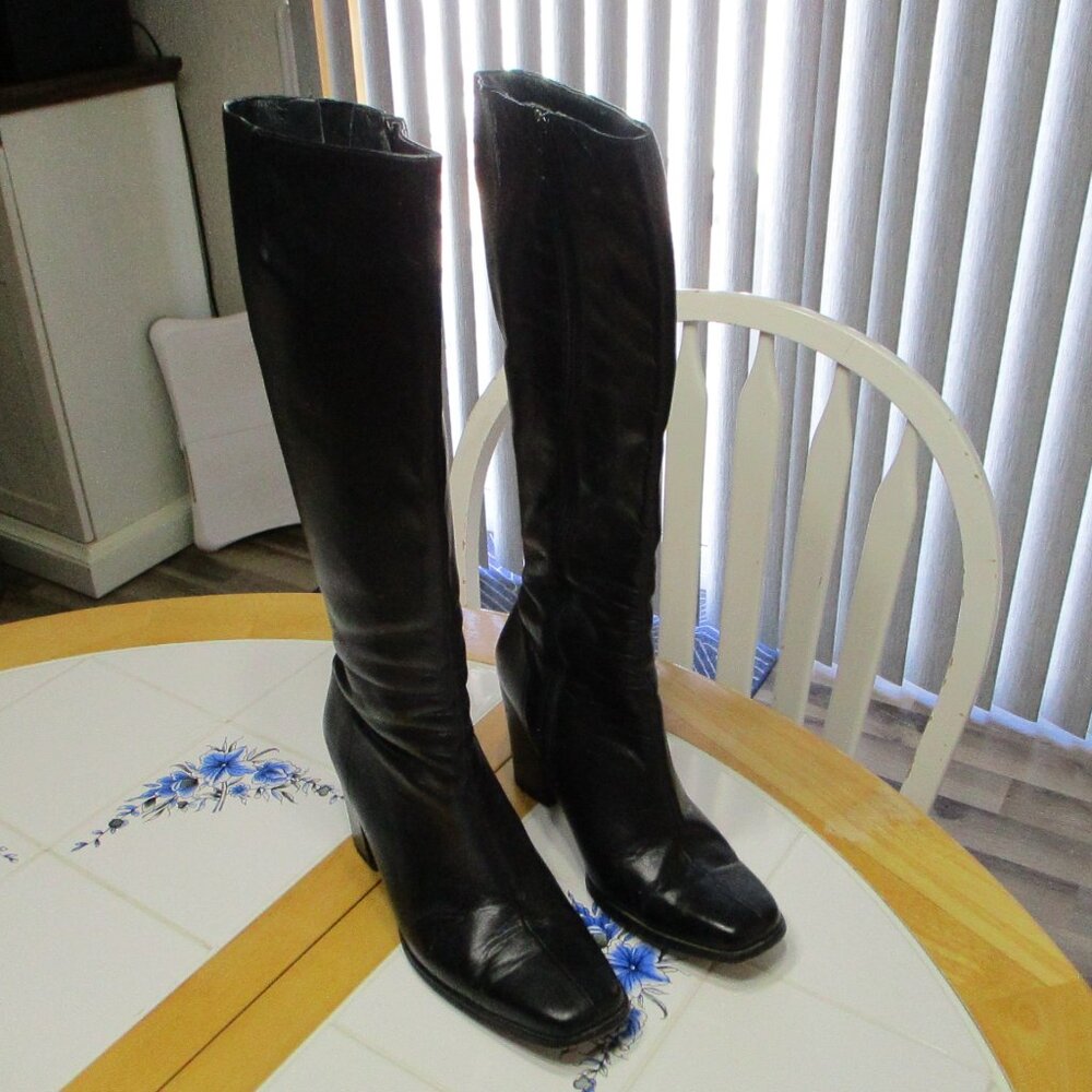 Women's Lew Magram Used Winter Boots
